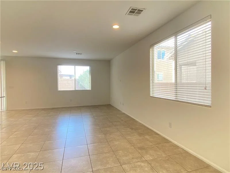 5513 Silent Springs, Las Vegas, NV 89122