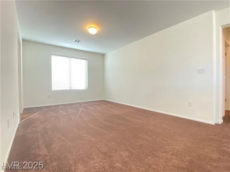5513 Silent Springs, Las Vegas, NV 89122