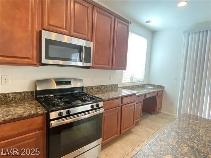 5513 Silent Springs, Las Vegas, NV 89122