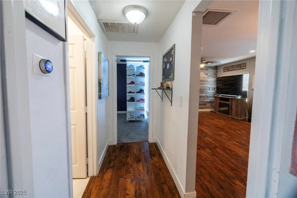 3015 Cedar, Las Vegas, NV 89104