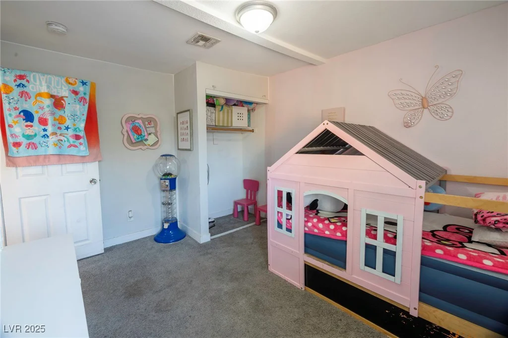 3015 Cedar, Las Vegas, NV 89104