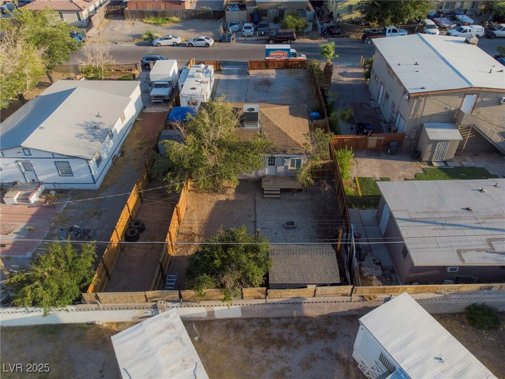 3015 Cedar, Las Vegas, NV 89104