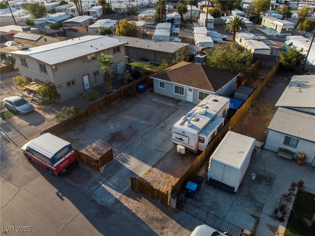 3015 Cedar, Las Vegas, NV 89104