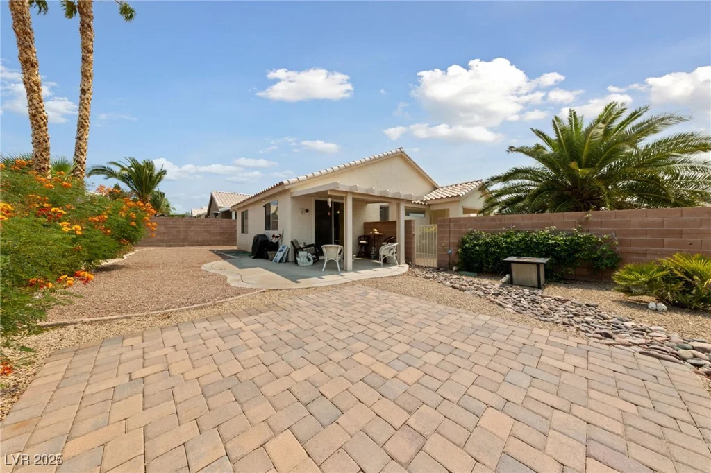 678 Turtlewood, Henderson, NV 89052