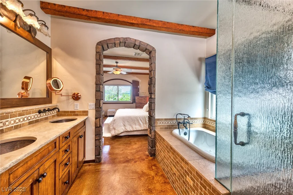 920 Royal Plum, Las Vegas, NV 89144