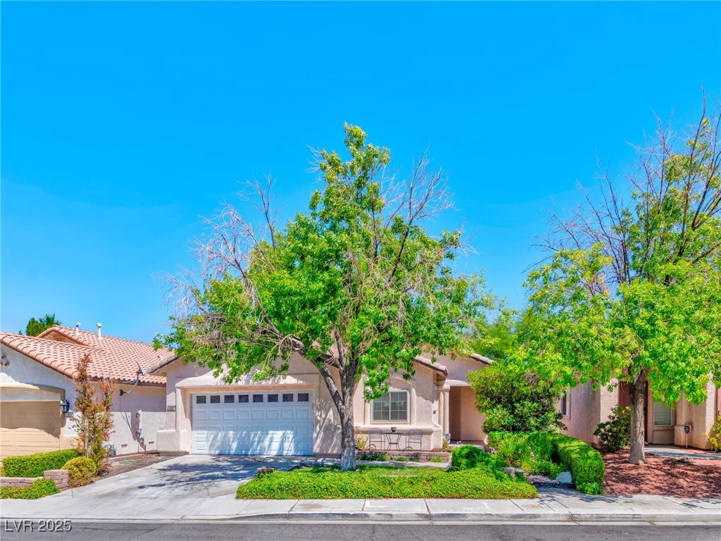 920 Royal Plum, Las Vegas, NV 89144