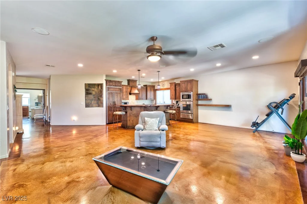 920 Royal Plum, Las Vegas, NV 89144