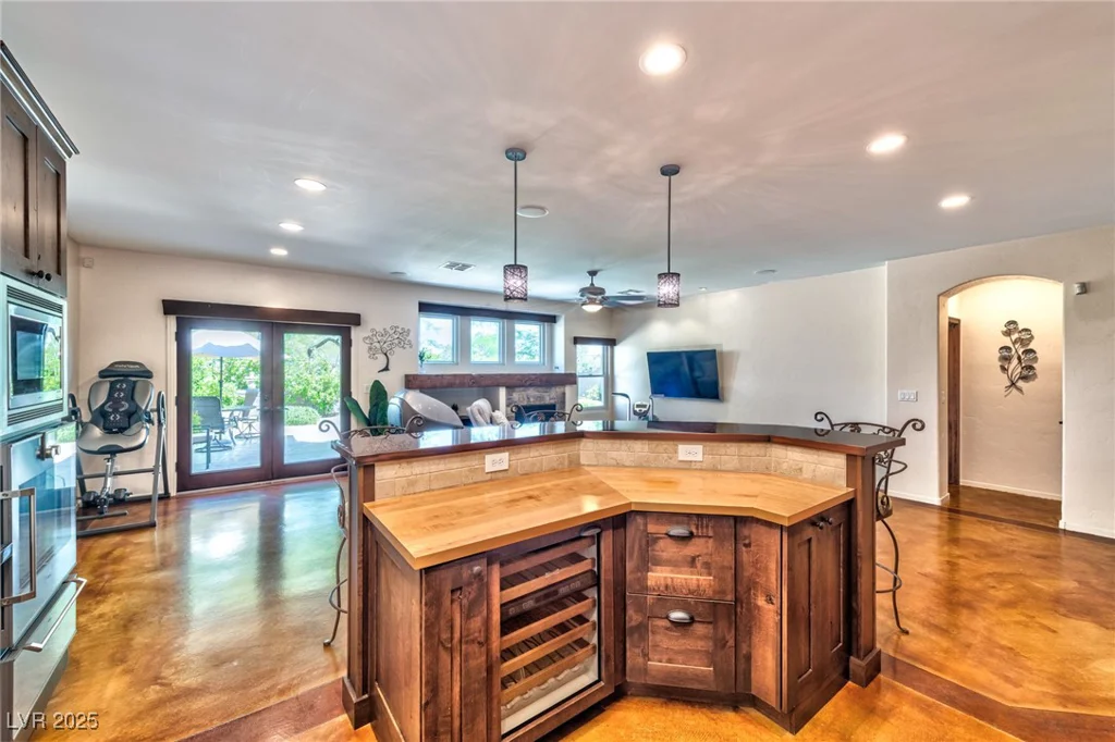 920 Royal Plum, Las Vegas, NV 89144