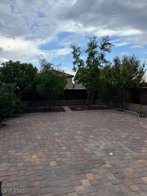 1630 Harvest Pecan, Las Vegas, NV 89108