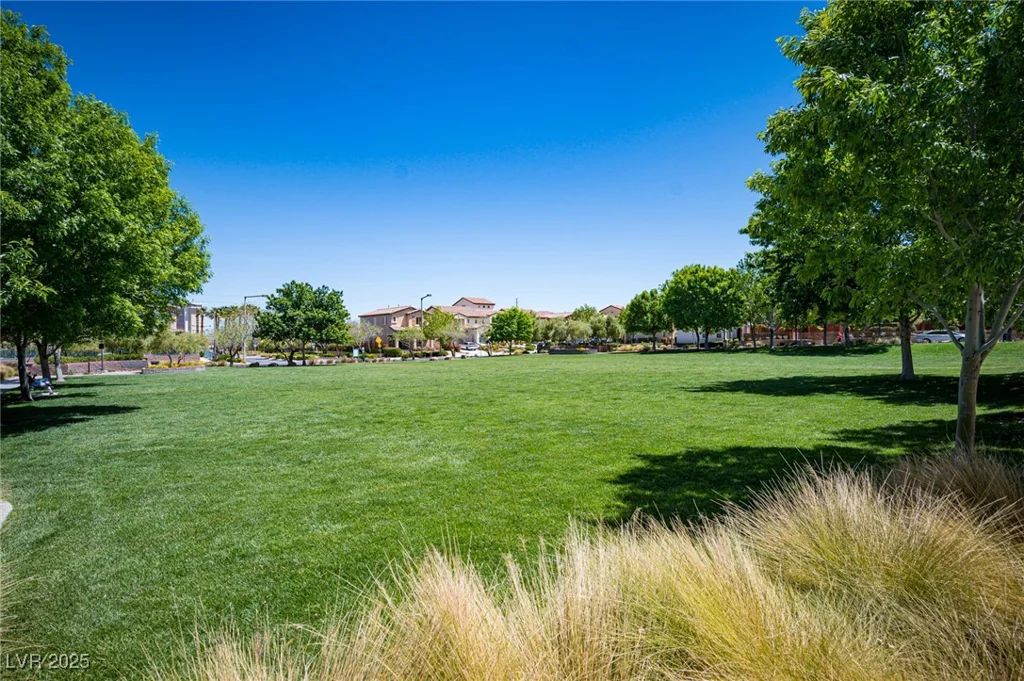 11238 Eureka Pass, Las Vegas, NV 89135