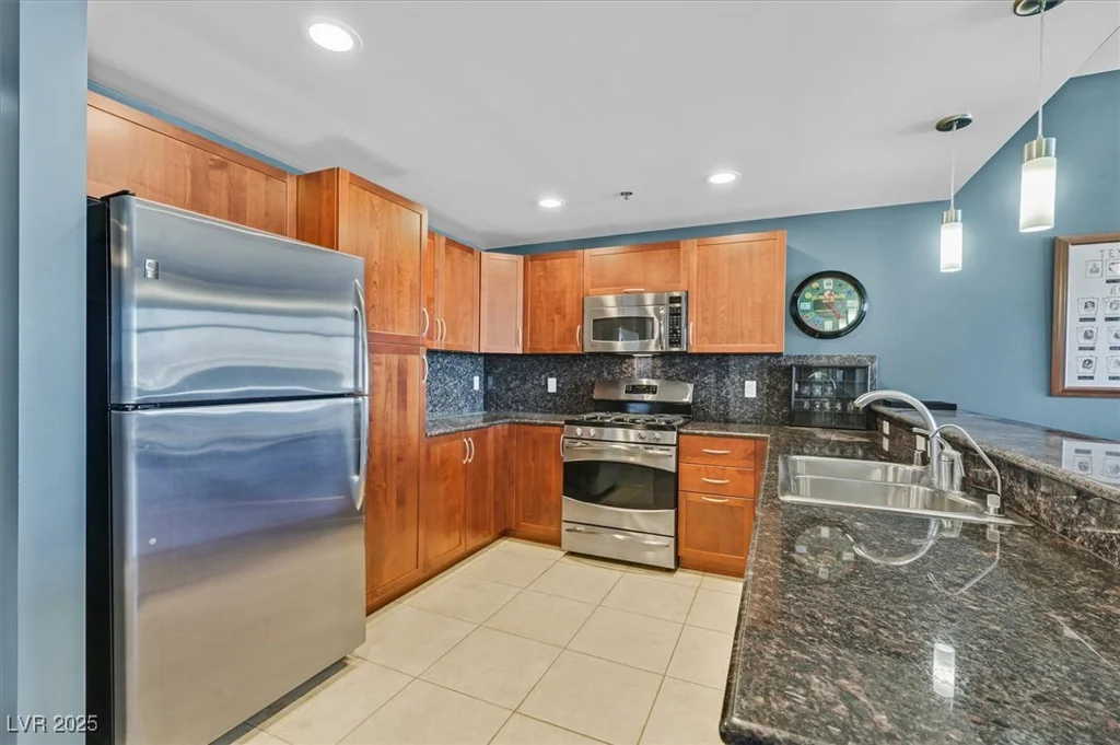 150 Las Vegas, Las Vegas, NV 89101