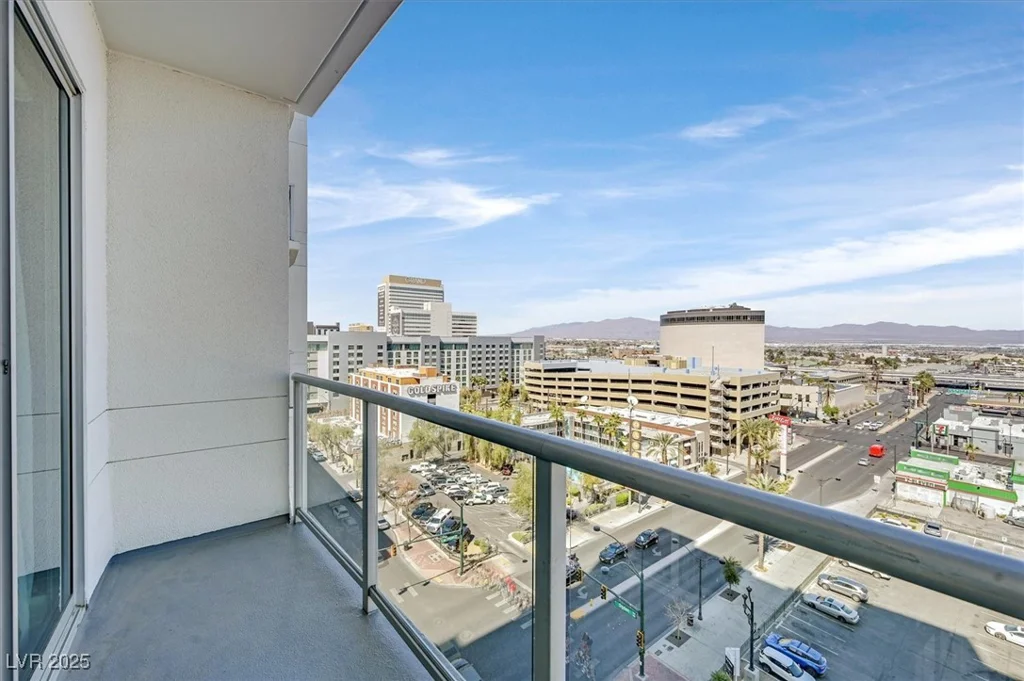 150 Las Vegas, Las Vegas, NV 89101