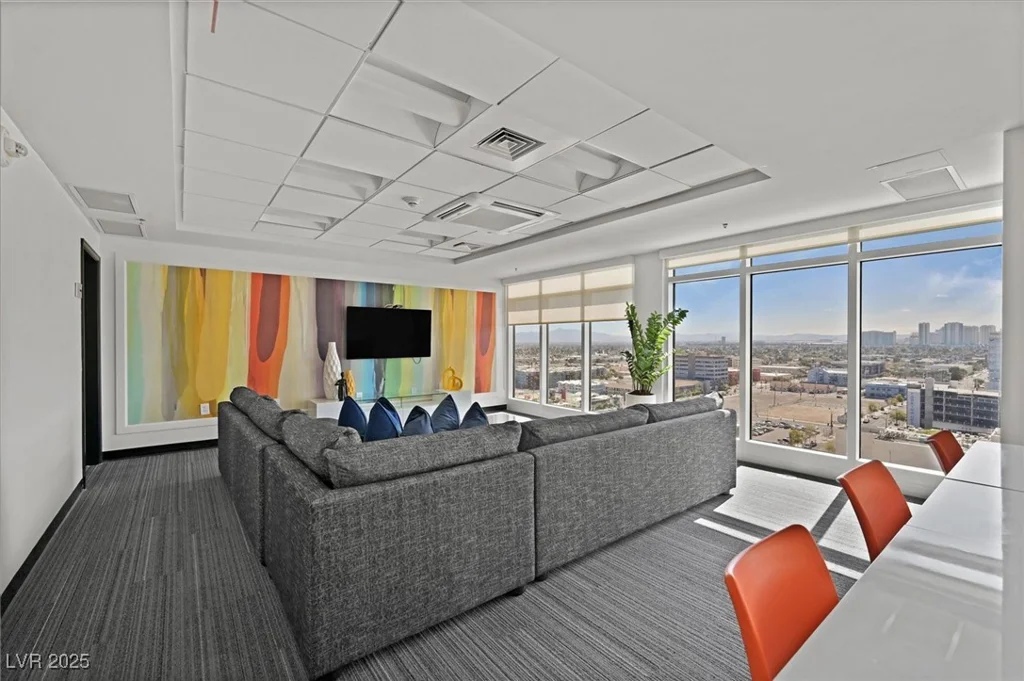 150 Las Vegas, Las Vegas, NV 89101