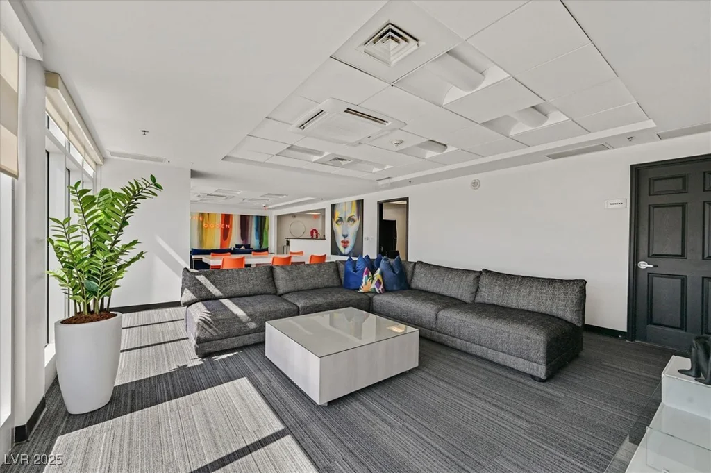 150 Las Vegas, Las Vegas, NV 89101