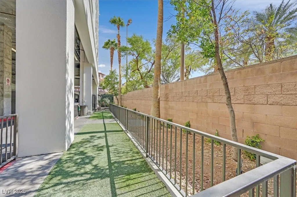 150 Las Vegas, Las Vegas, NV 89101