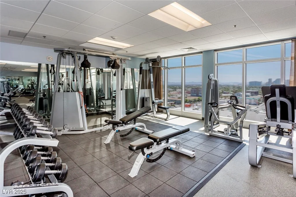 150 Las Vegas, Las Vegas, NV 89101