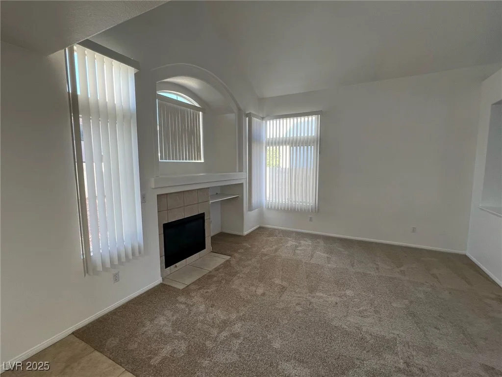 7968 Dinsmore, Las Vegas, NV 89117