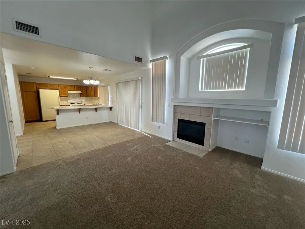 7968 Dinsmore, Las Vegas, NV 89117