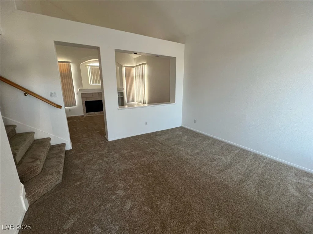 7968 Dinsmore, Las Vegas, NV 89117