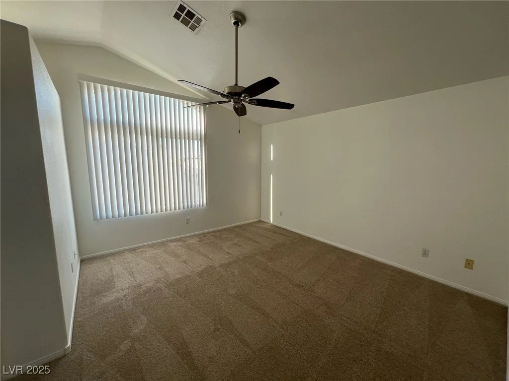 7968 Dinsmore, Las Vegas, NV 89117