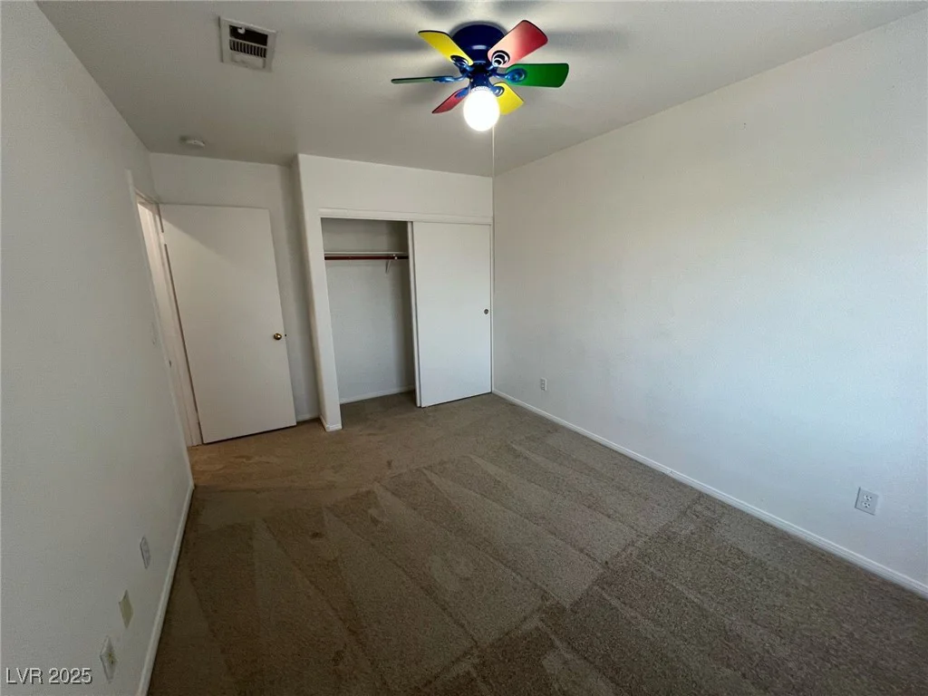 7968 Dinsmore, Las Vegas, NV 89117