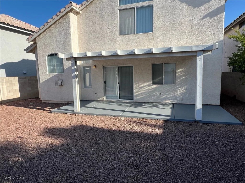 7968 Dinsmore, Las Vegas, NV 89117