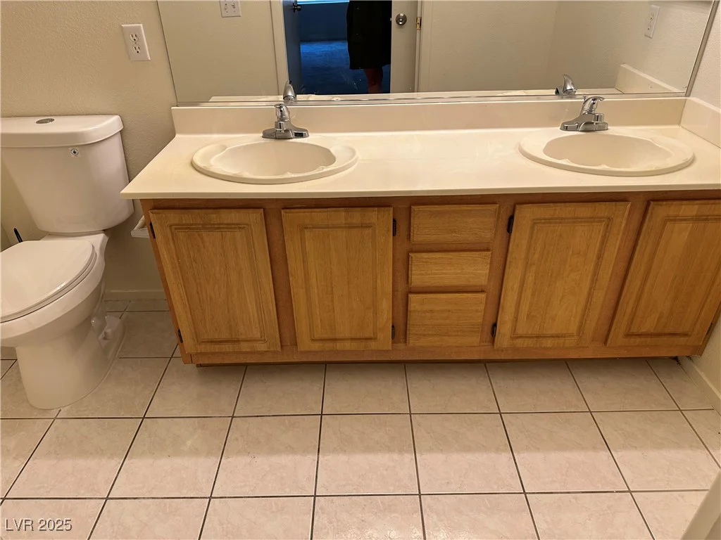 5710 Tropicana, Las Vegas, NV 89122