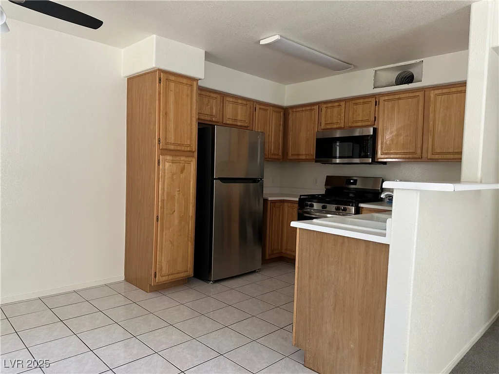 5710 Tropicana, Las Vegas, NV 89122