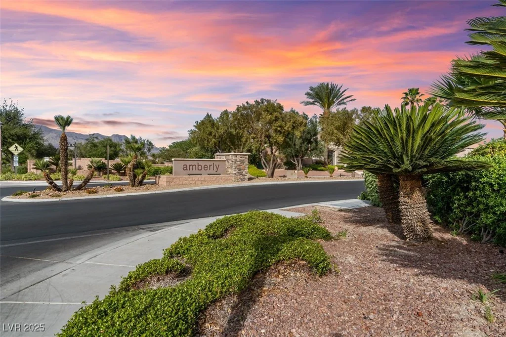 8301 Broad Peak, Las Vegas, NV 89131