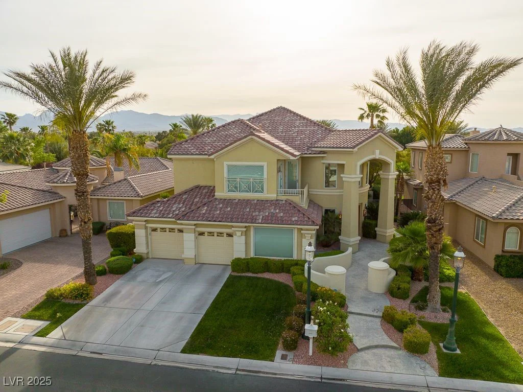 8301 Broad Peak, Las Vegas, NV 89131