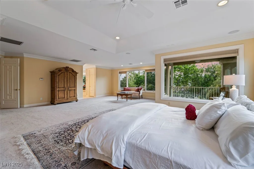 8301 Broad Peak, Las Vegas, NV 89131