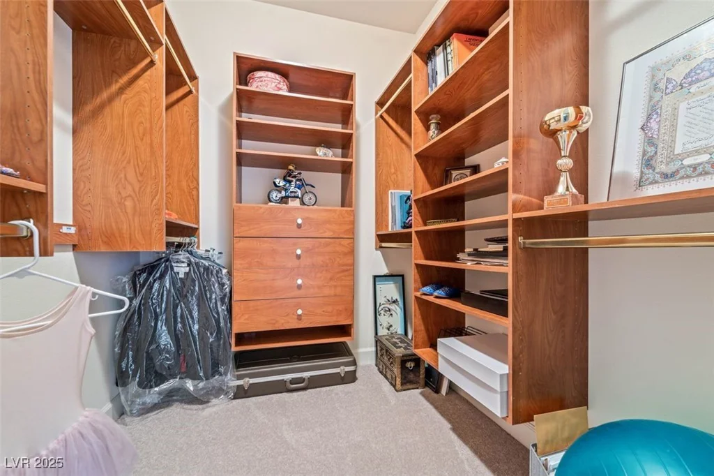 8301 Broad Peak, Las Vegas, NV 89131