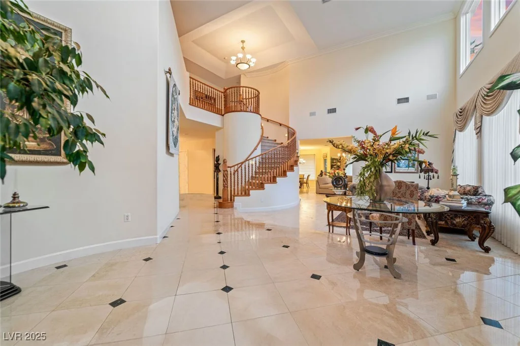 8301 Broad Peak, Las Vegas, NV 89131