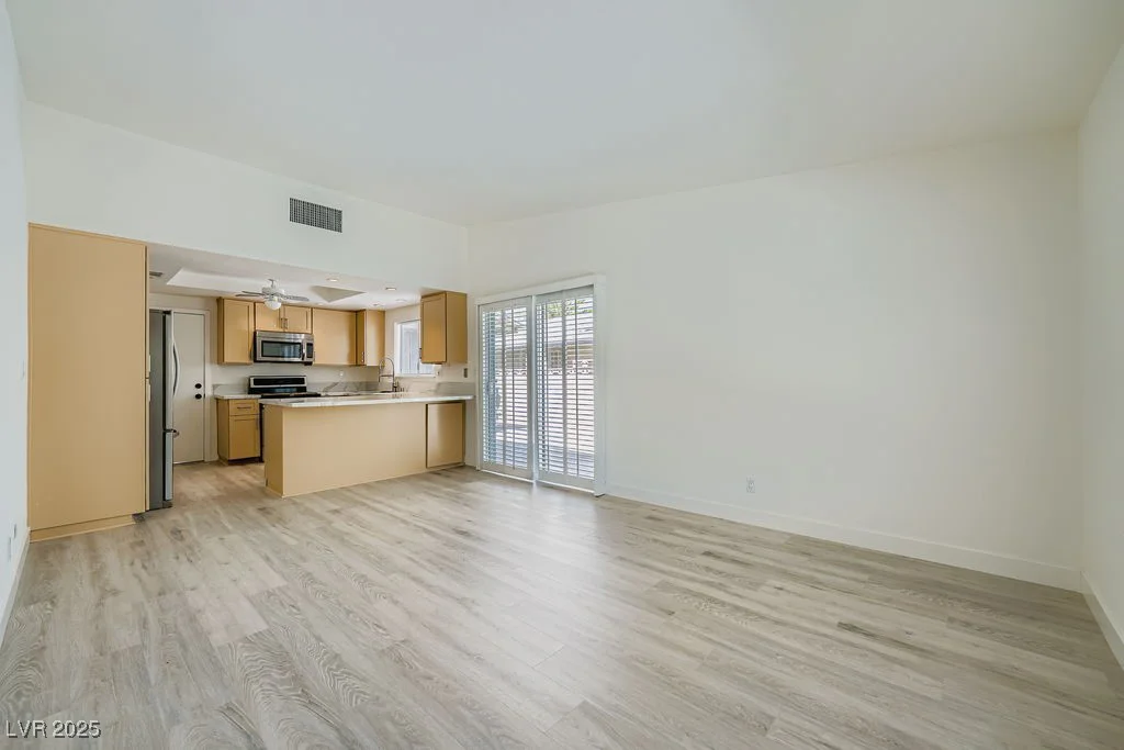 6191 La Palma, Las Vegas, NV 89118