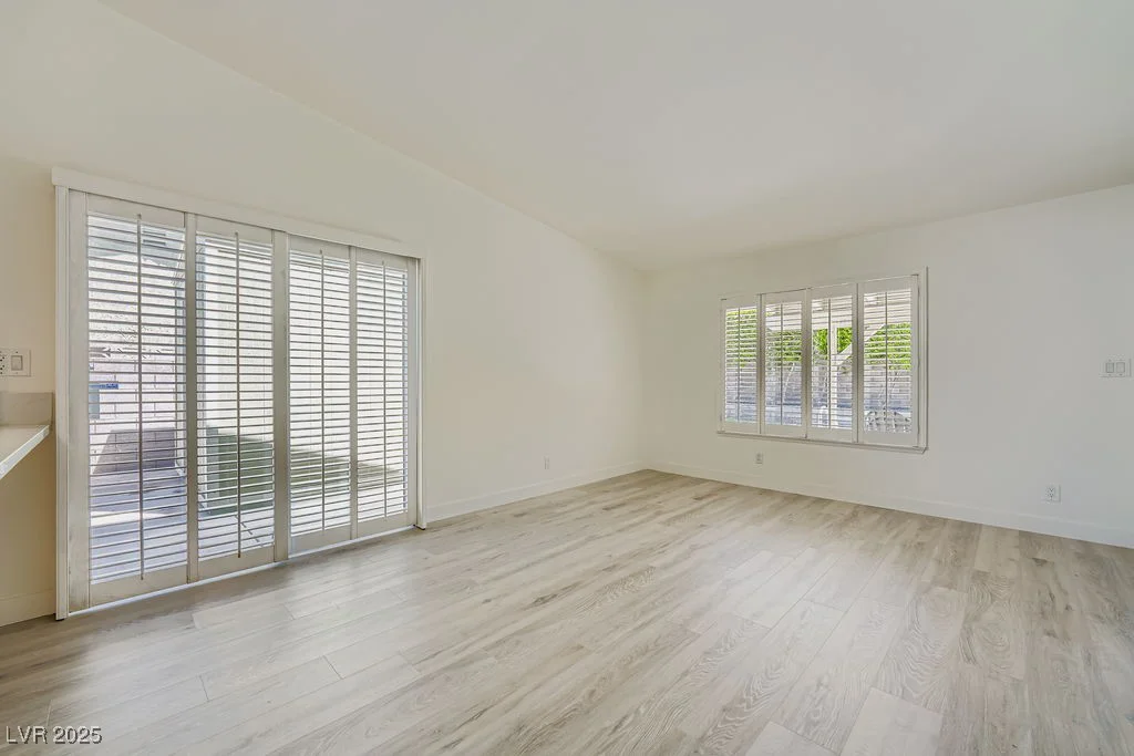 6191 La Palma, Las Vegas, NV 89118