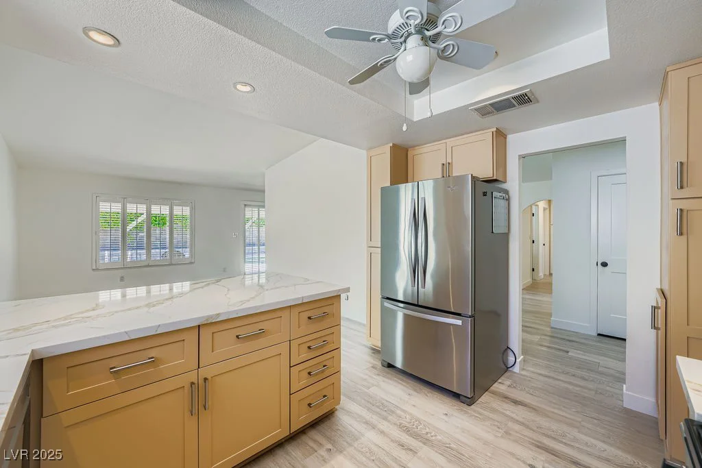 6191 La Palma, Las Vegas, NV 89118