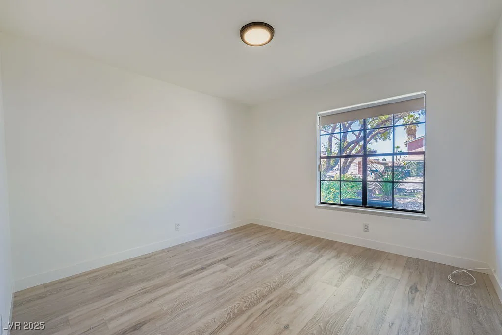 6191 La Palma, Las Vegas, NV 89118
