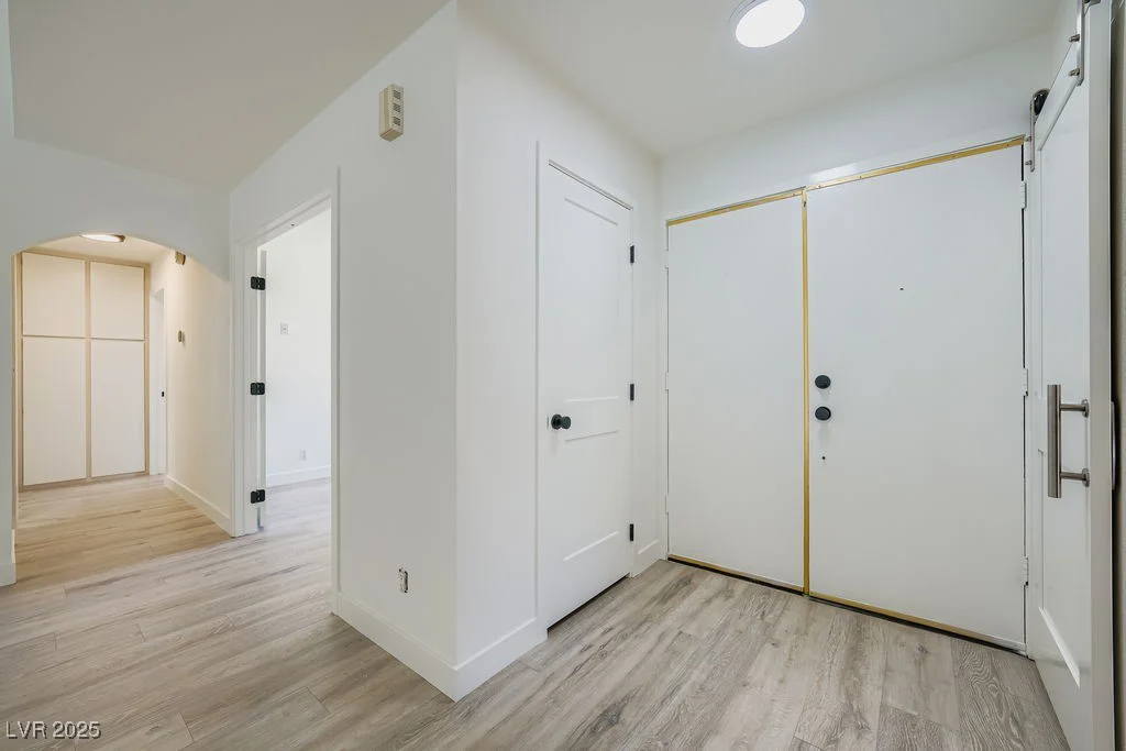6191 La Palma, Las Vegas, NV 89118