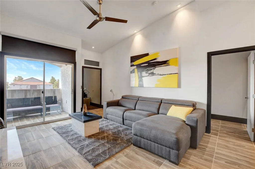 700 Carnegie, Henderson, NV 89052