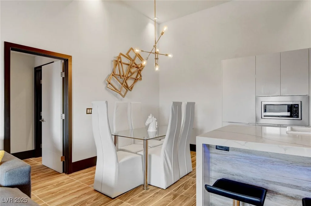 700 Carnegie, Henderson, NV 89052