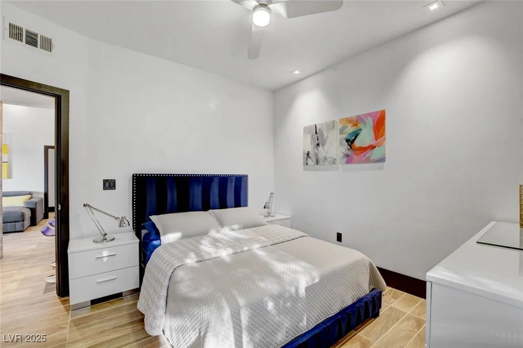 700 Carnegie, Henderson, NV 89052