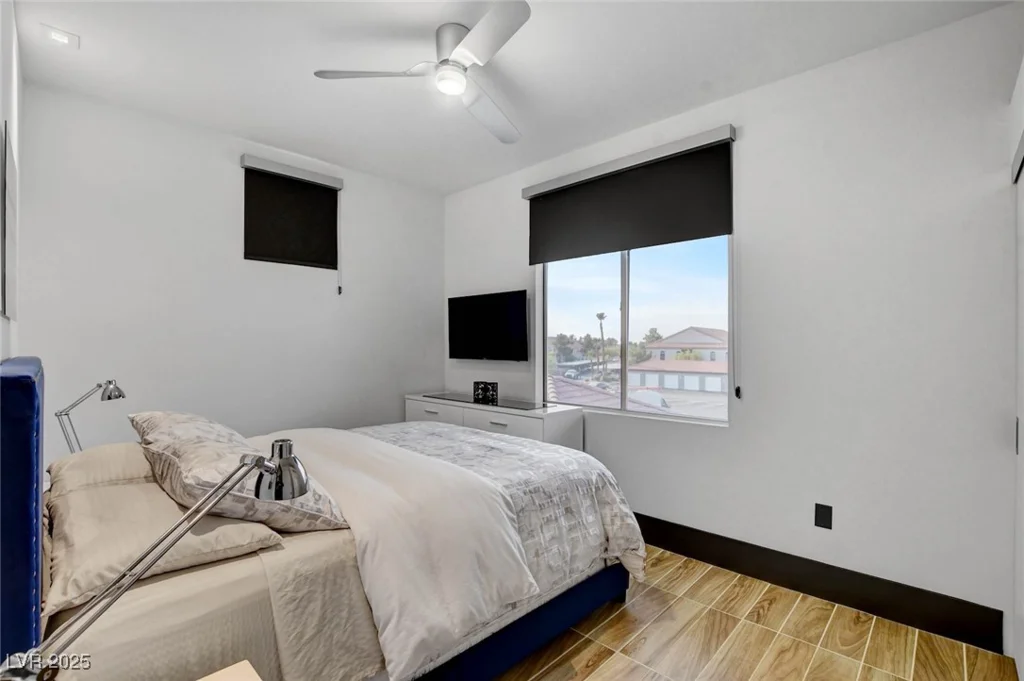 700 Carnegie, Henderson, NV 89052