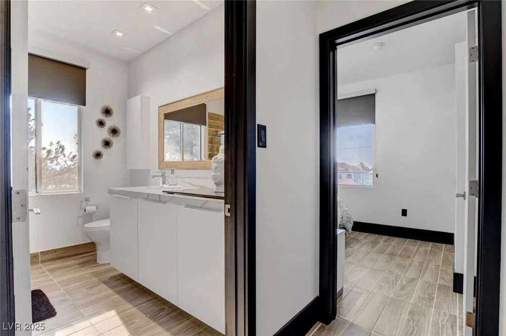 700 Carnegie, Henderson, NV 89052