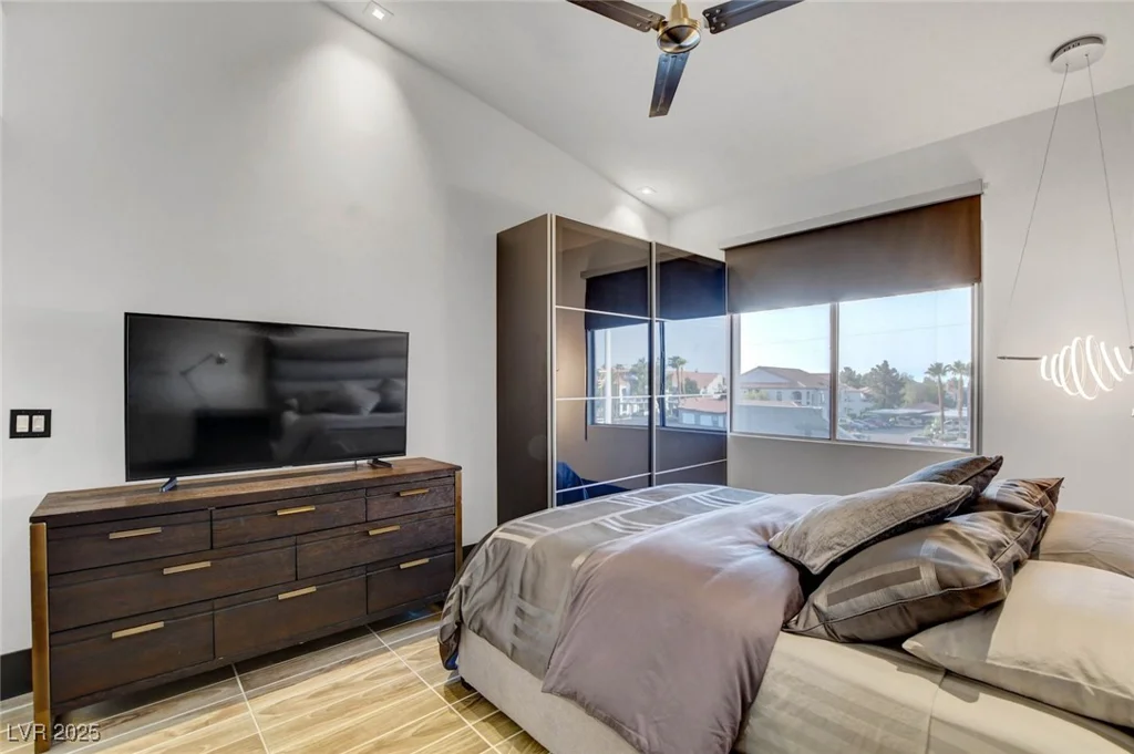 700 Carnegie, Henderson, NV 89052