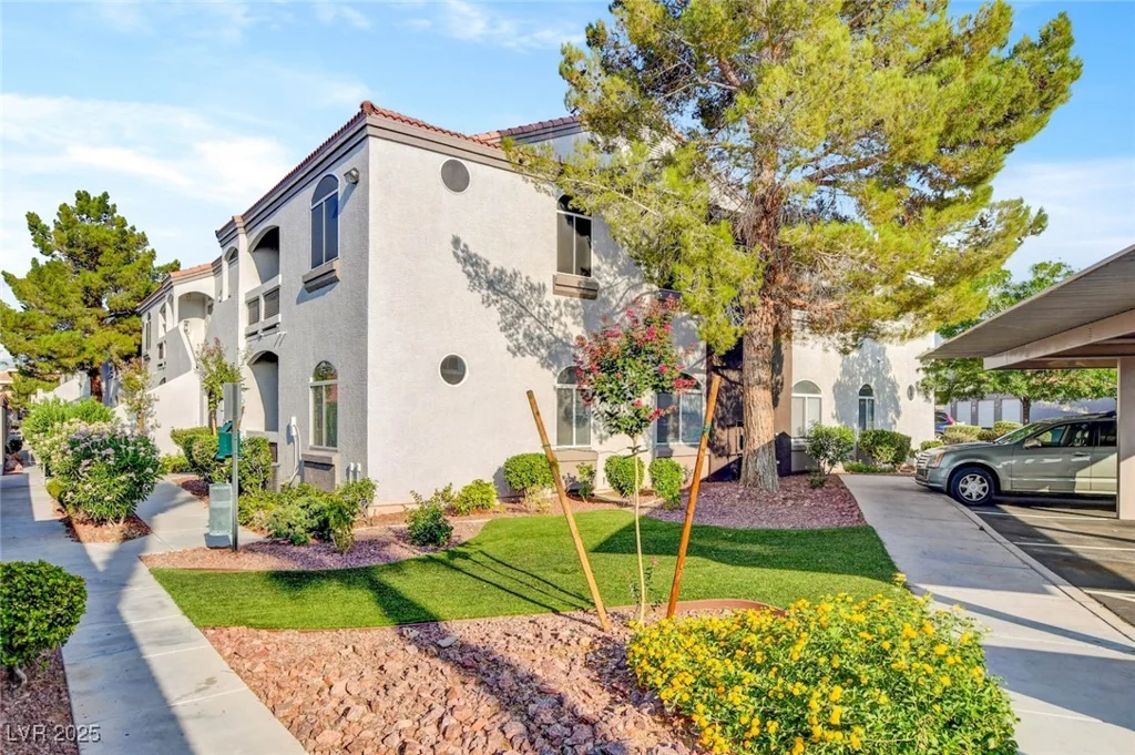700 Carnegie, Henderson, NV 89052