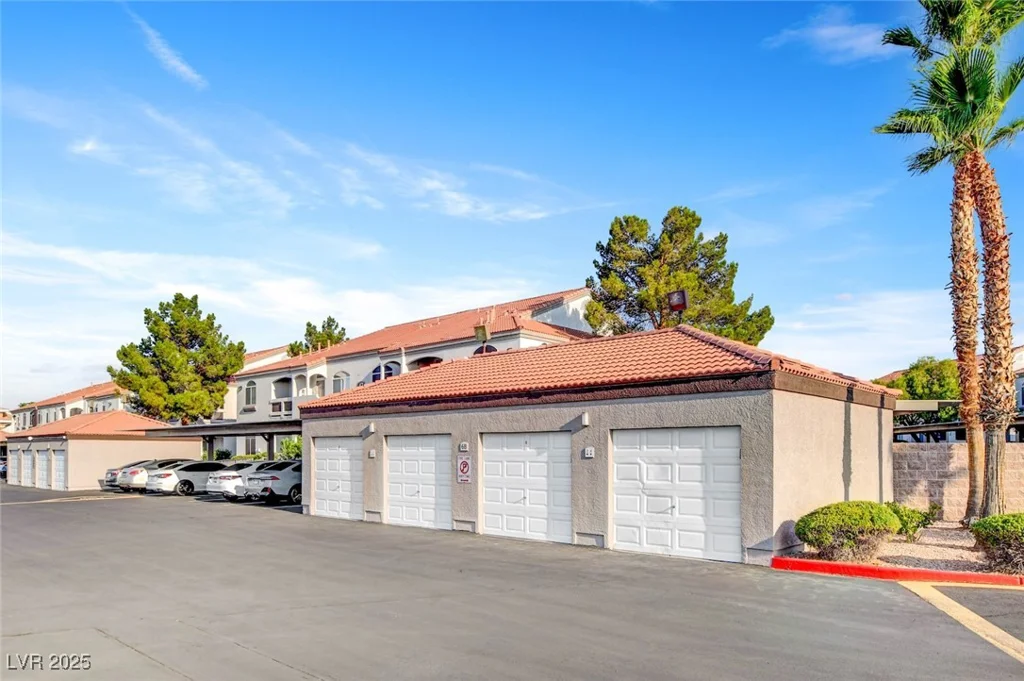 700 Carnegie, Henderson, NV 89052