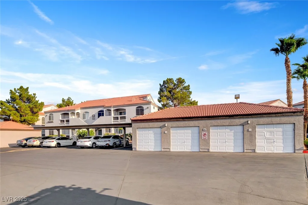 700 Carnegie, Henderson, NV 89052