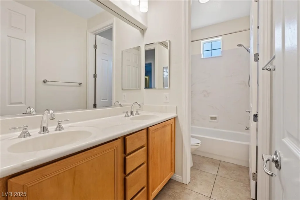 11749 Costa Blanca, Las Vegas, NV 89138