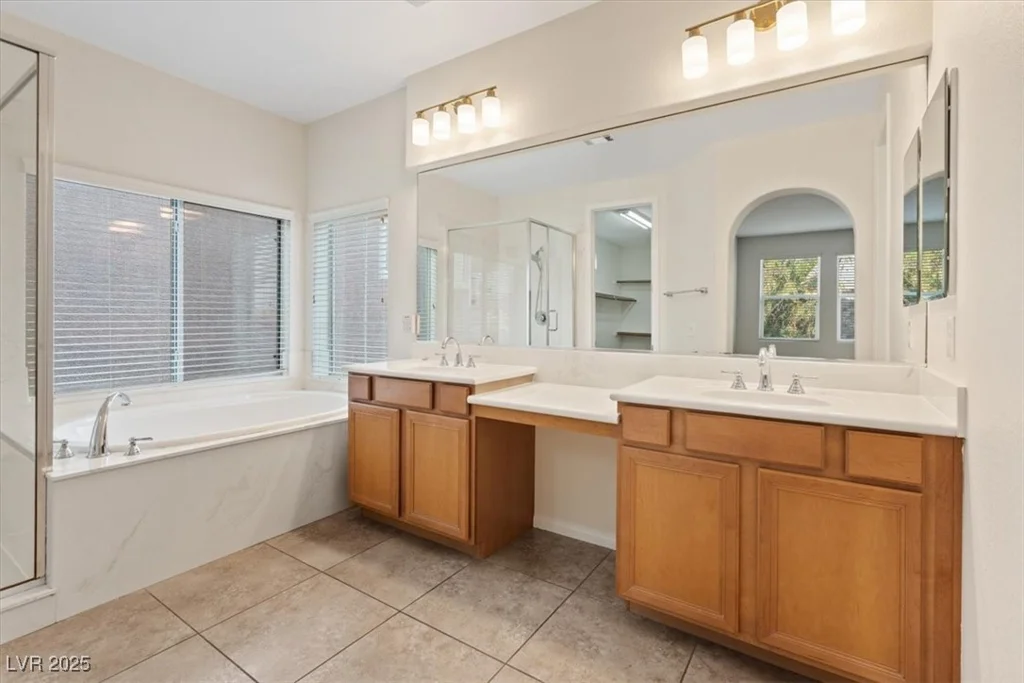 11749 Costa Blanca, Las Vegas, NV 89138