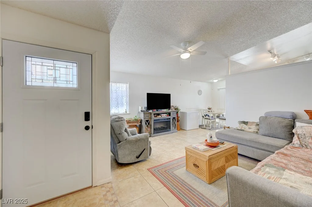 871 Bergamont, Henderson, NV 89002